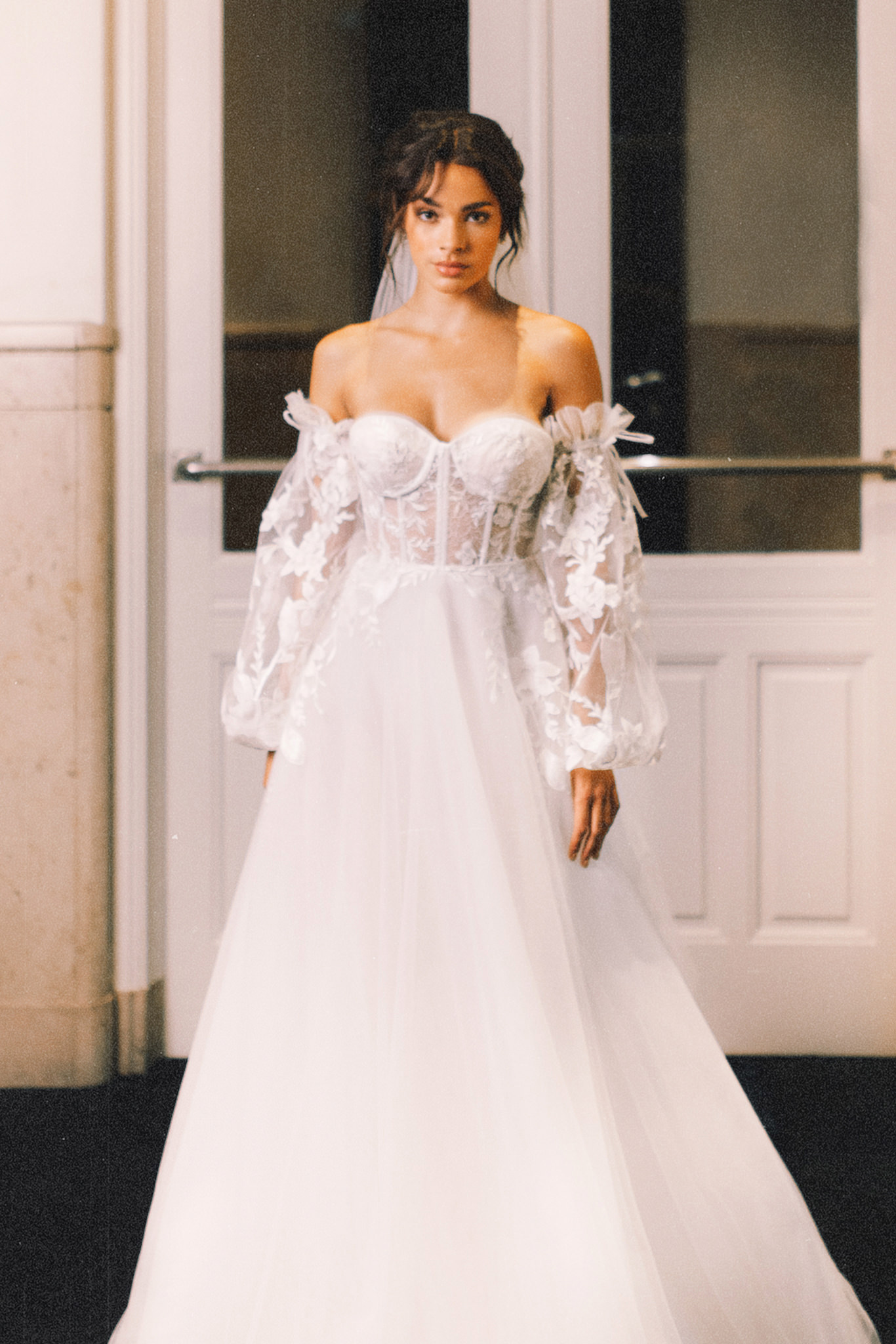 wedding-vintage-photographer-dress-amsterdam-w-hotel-bride